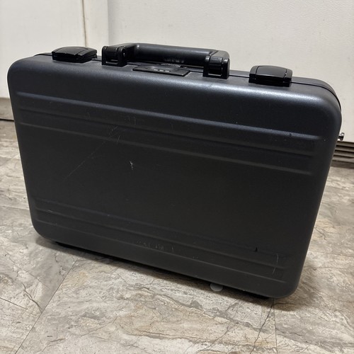 Rare zero halliburton - rare, gun