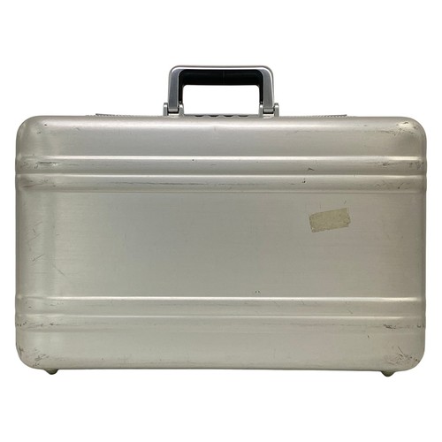 Zero halliburton silver - zero,