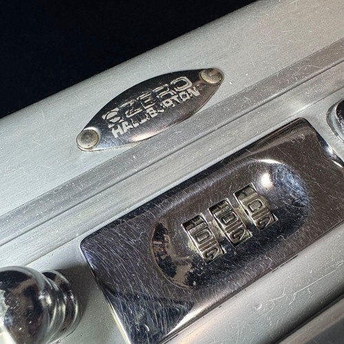Zero halliburton attache case - zero,