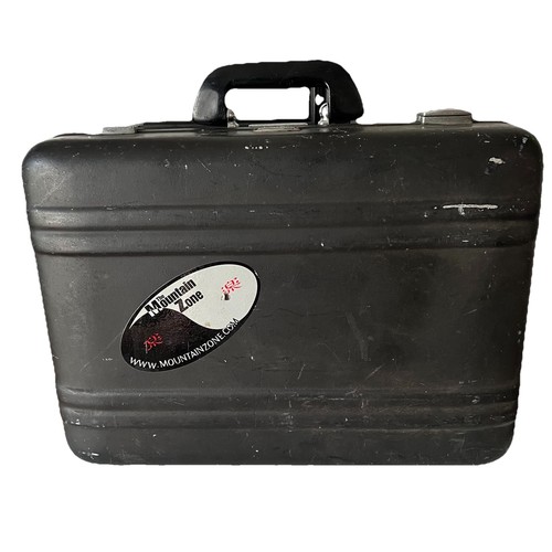 Vintage distressed zero - vintage,