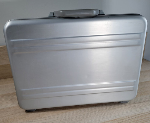 Zero halliburton vtg aluminum - zero,