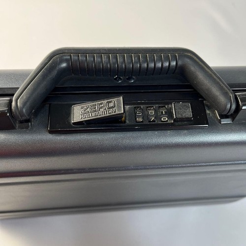 Zero halliburton attache case - halliburton,