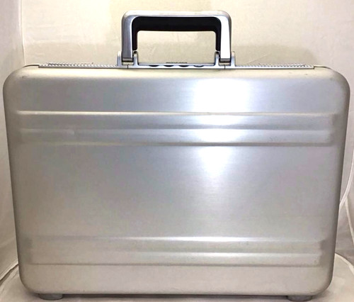 Zero halliburton attache - zero,