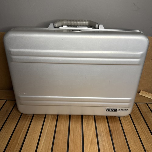 Zero halliburton aluminum - zero,