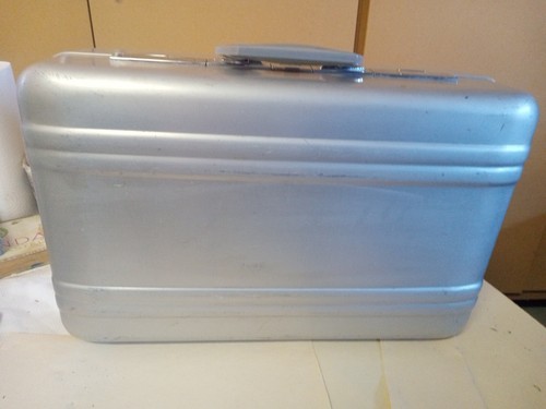 Vintage zero halliburton - zero,