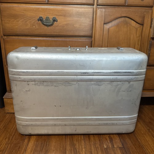 Vintage huge halliburton - vintage,