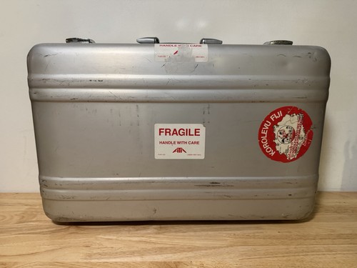 Zero halliburton silver - zero,