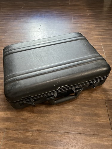 Vintage zero halliburton black - zero,