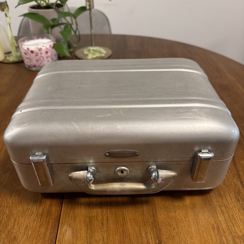 Rare early small x 9 - rare, 12