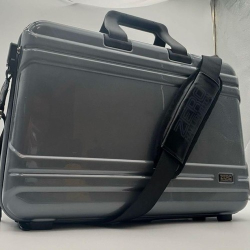 Zero halliburton way - halliburton, attache