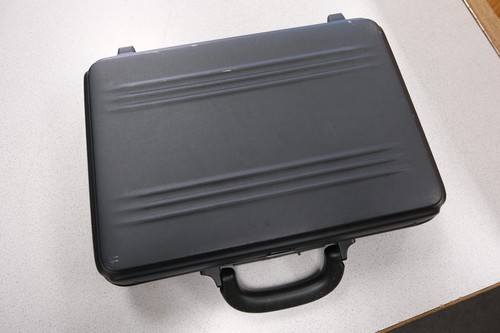Zero halliburton attache - halliburton, case