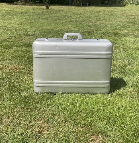 Vintage haliburton - vintage, 60’s