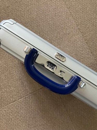 Zero halliburton attache case - zero,