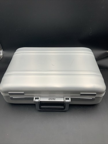Zero halliburton silver - silver, slime
