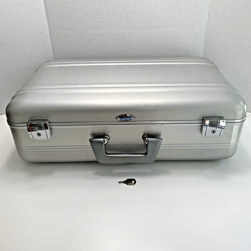 Zero halliburton aluminum - zero,